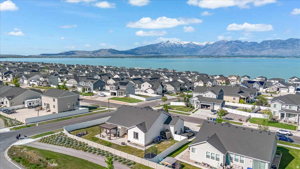 MALLARD BAY - Residential
