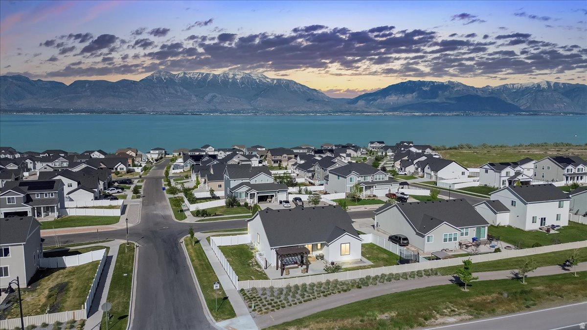 MALLARD BAY - Residential