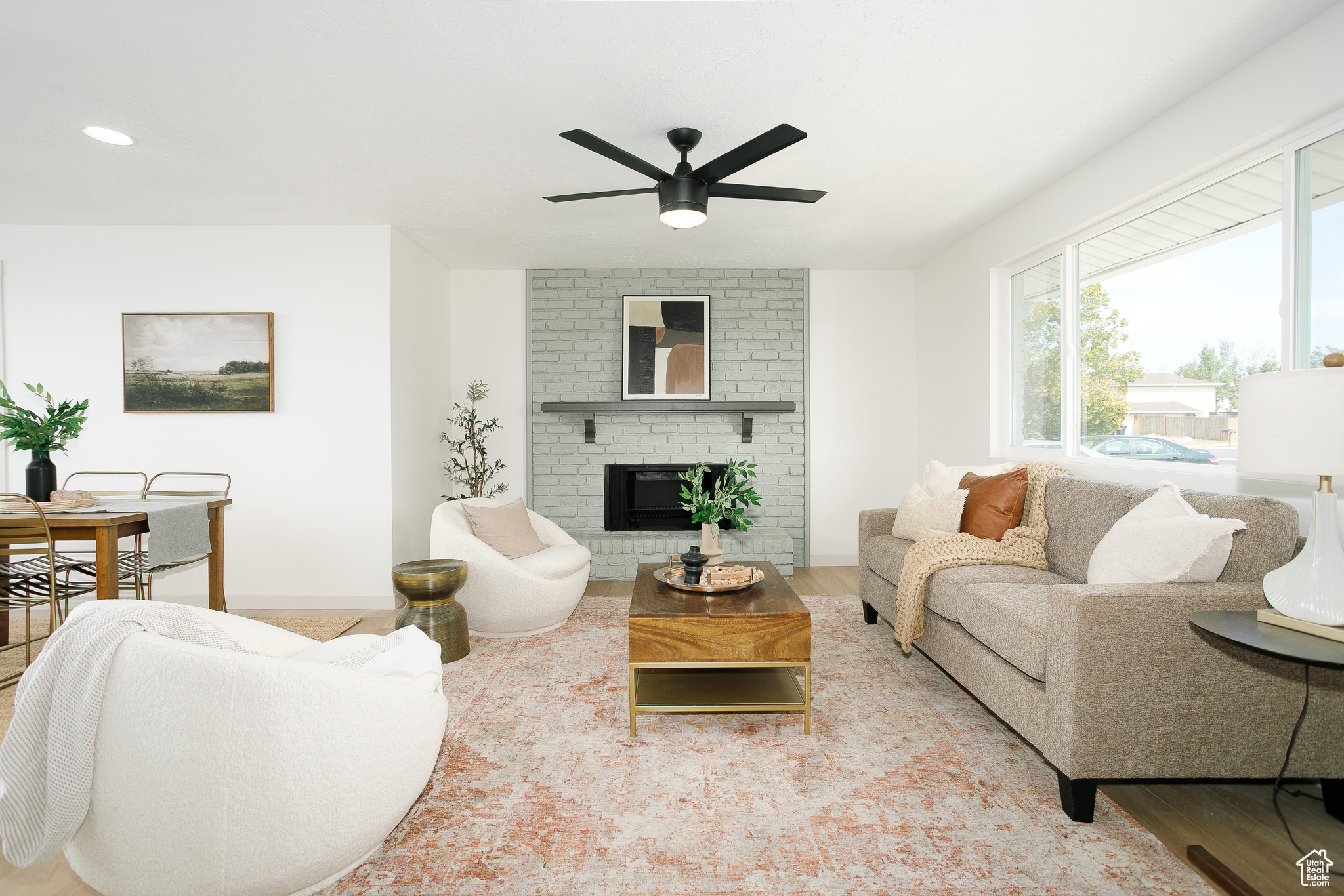 MEADOW BROOK - Residential