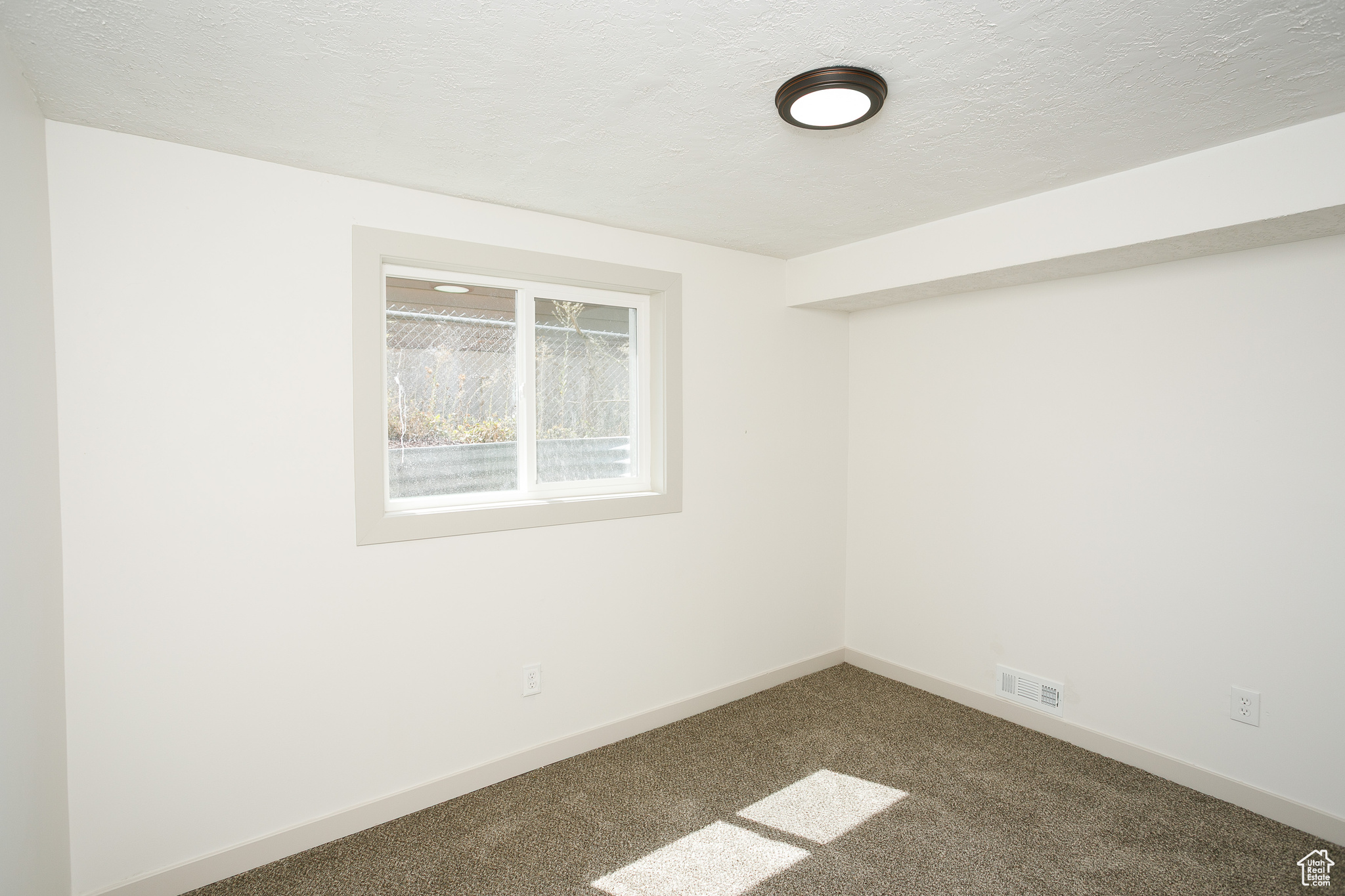 MEADOW BROOK - Residential