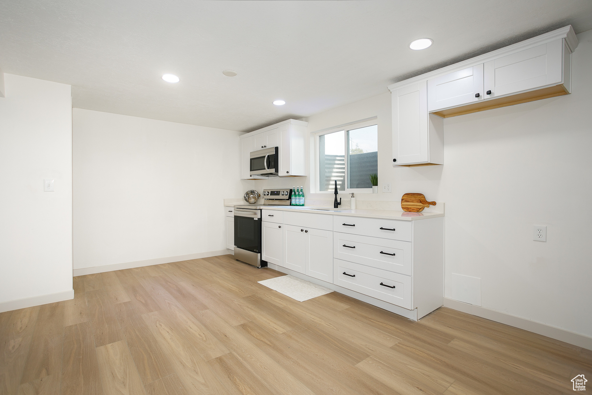 MEADOW BROOK - Residential