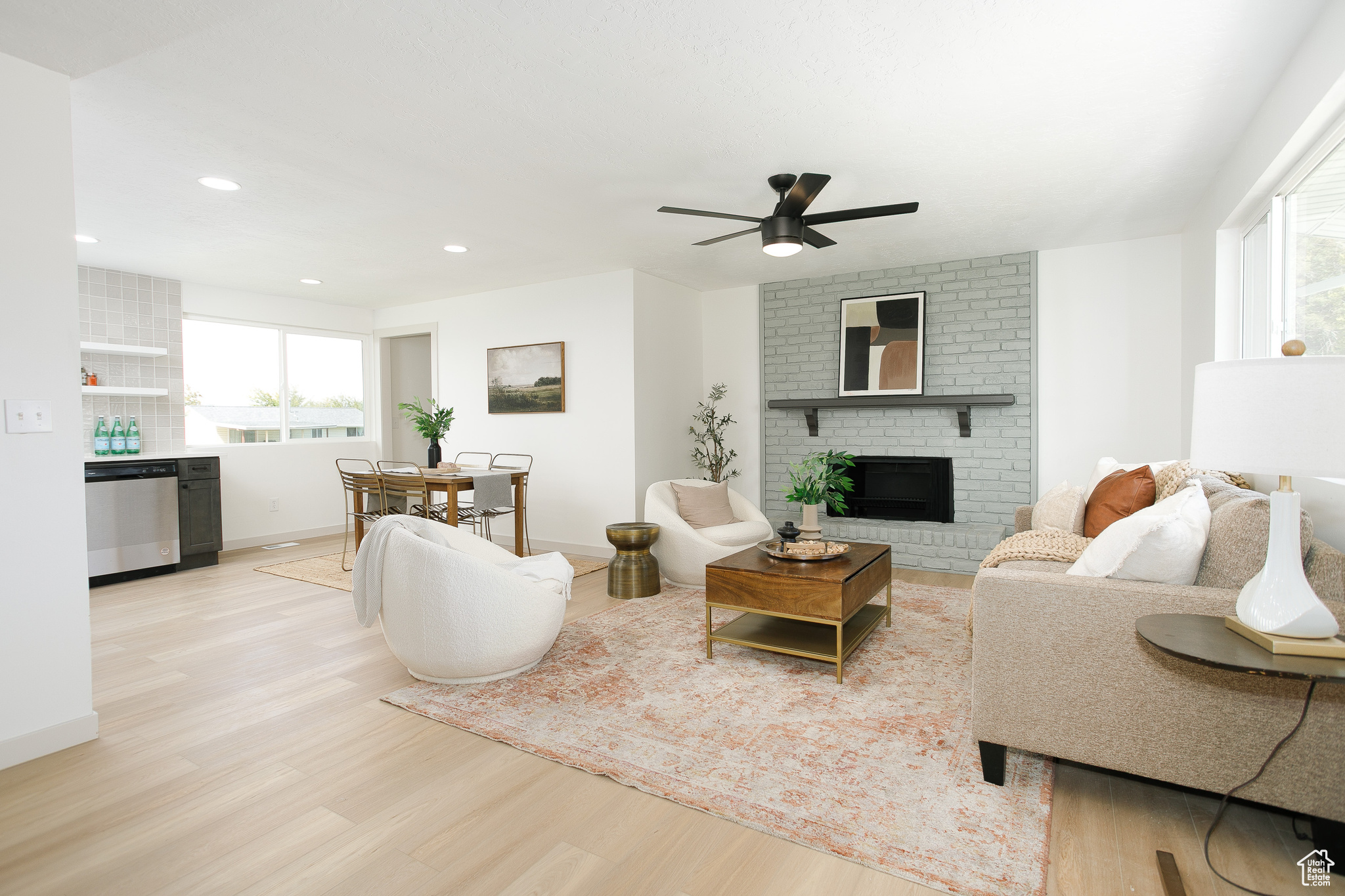 MEADOW BROOK - Residential