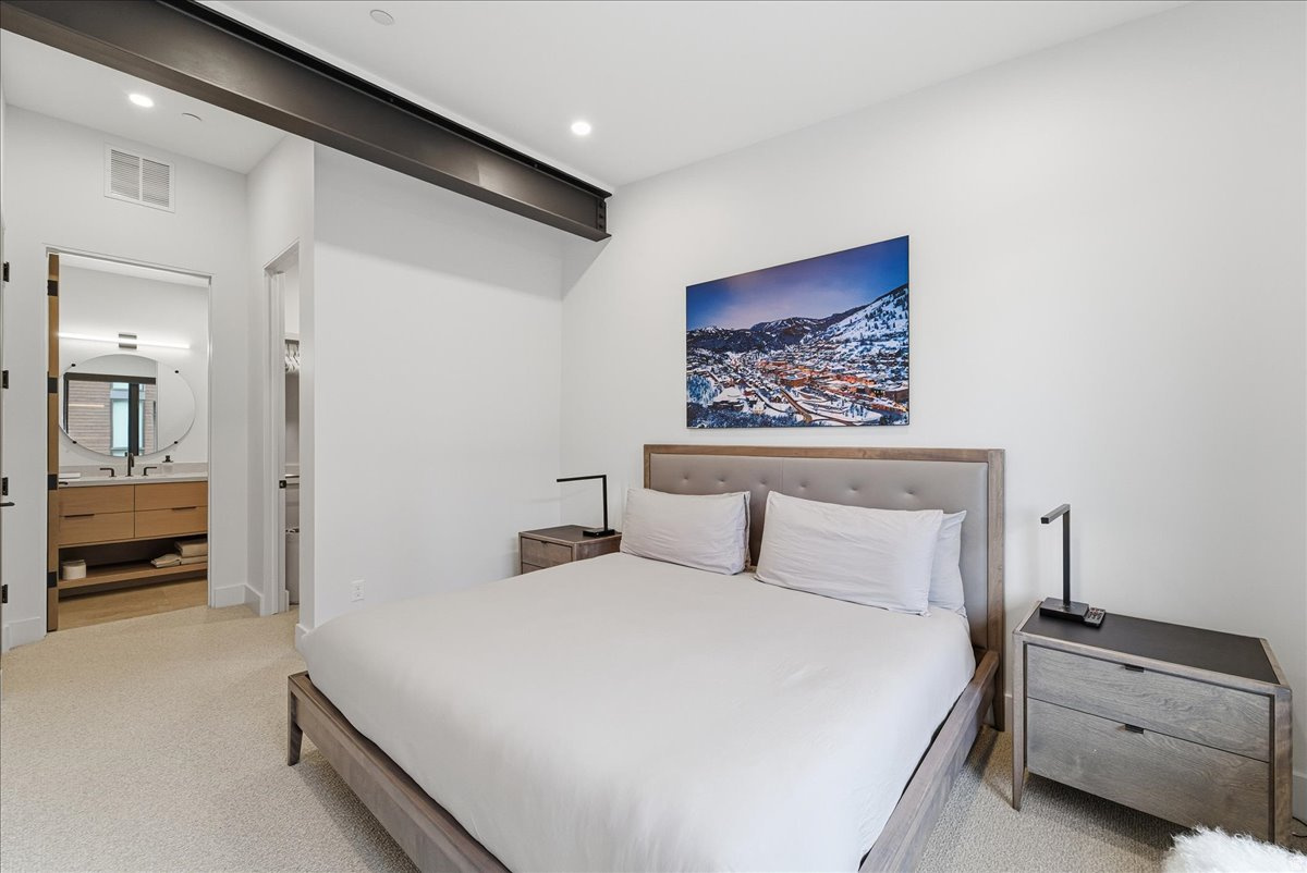RIDGE AT CANYONS VILLAGE - Residential