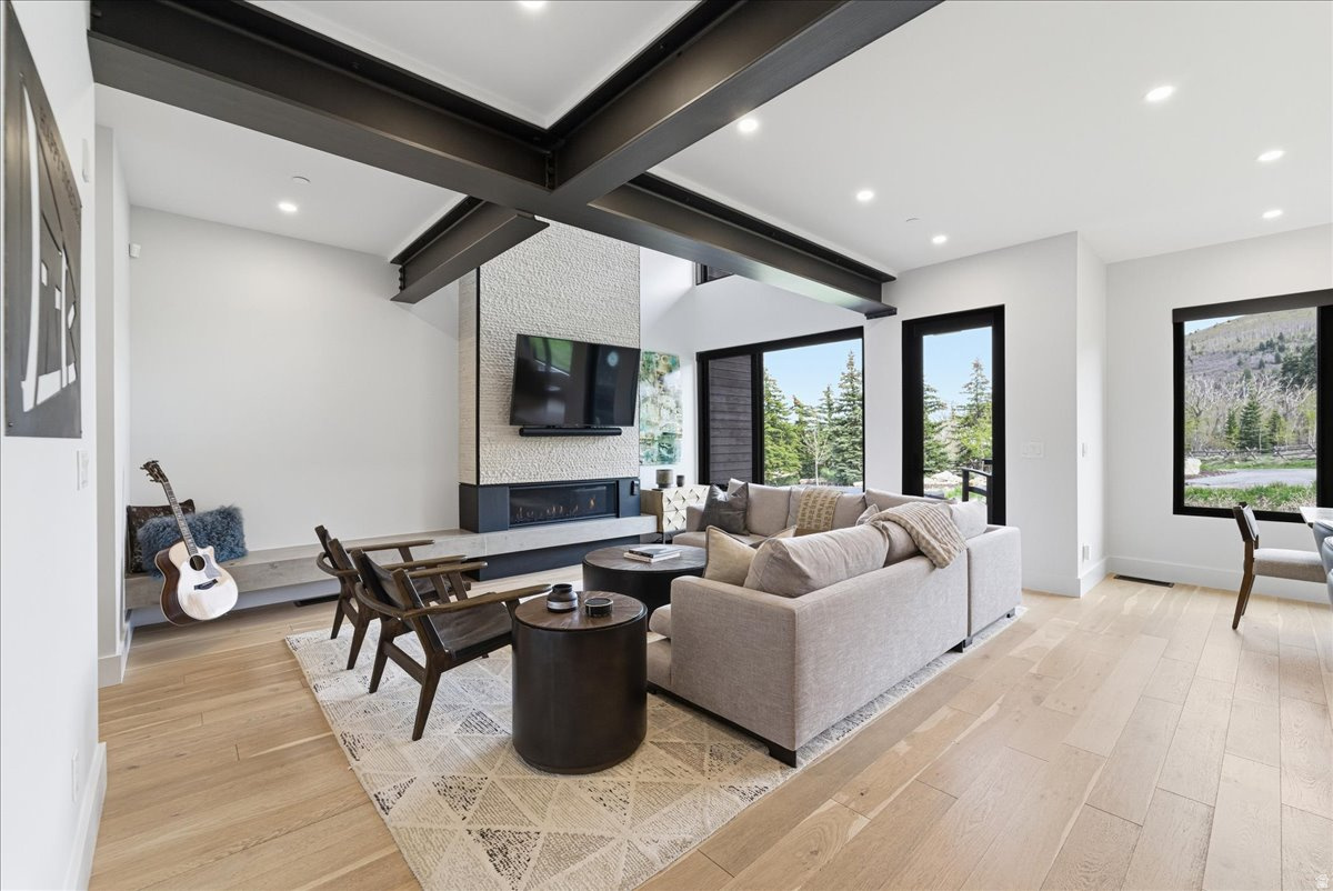 RIDGE AT CANYONS VILLAGE - Residential
