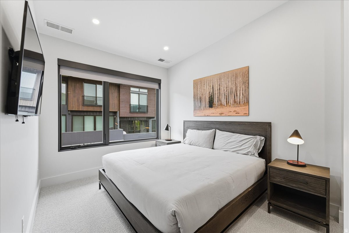 RIDGE AT CANYONS VILLAGE - Residential