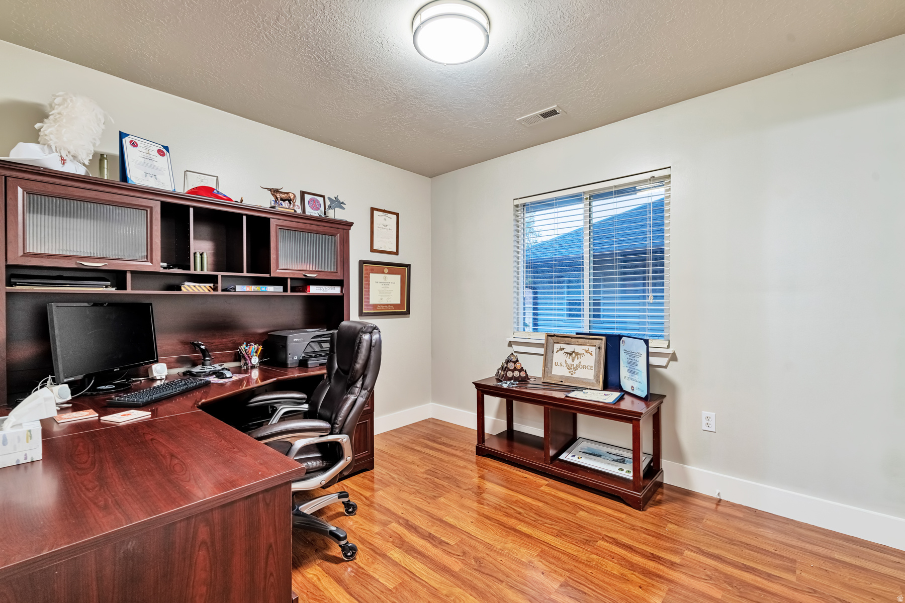 THOMPSON & DIETERS - Residential Lease
