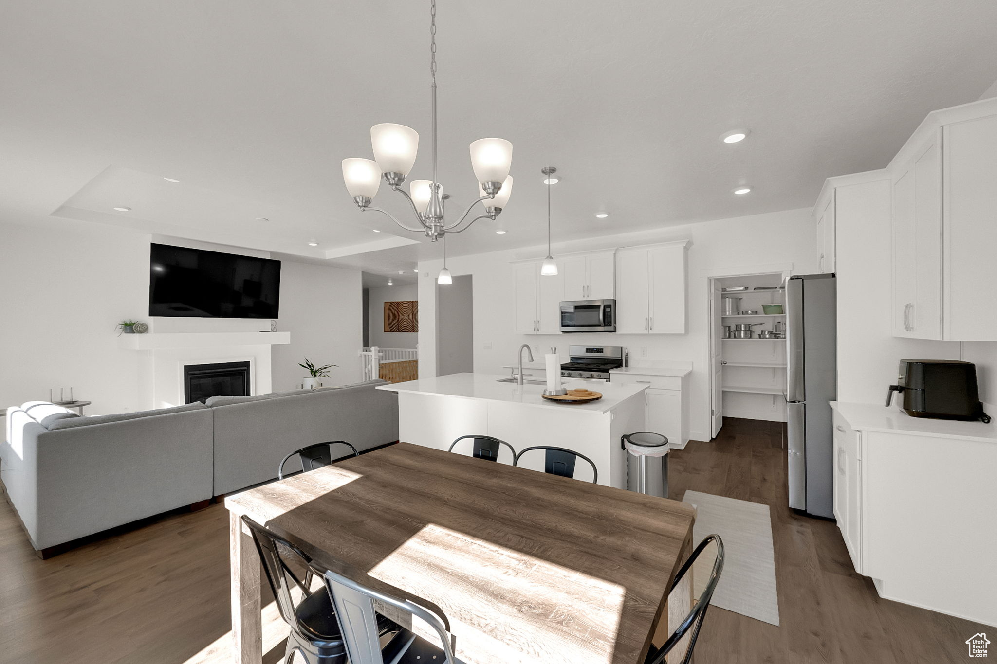 LITTLEVALLEYGATEWAY - Residential