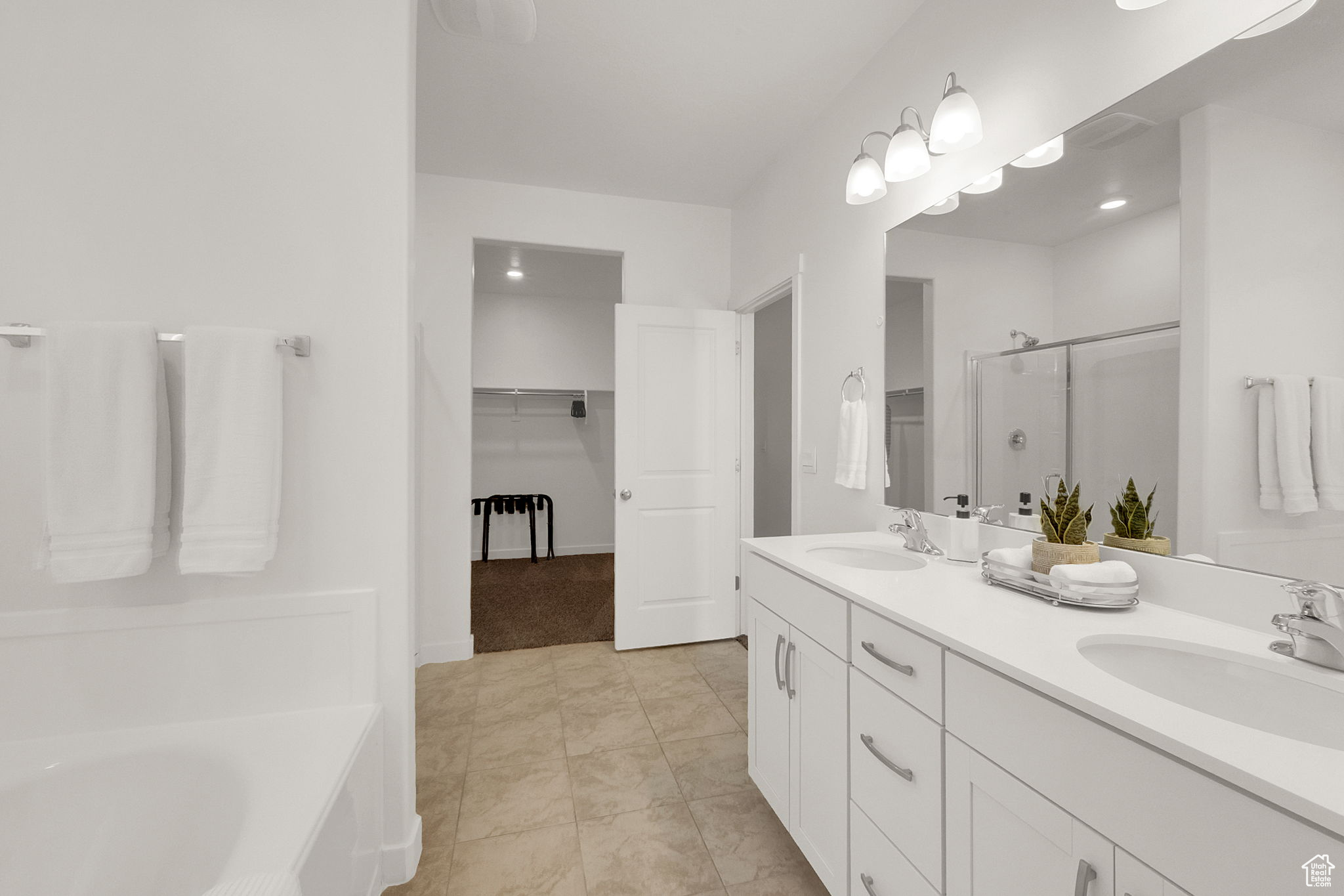 LITTLEVALLEYGATEWAY - Residential