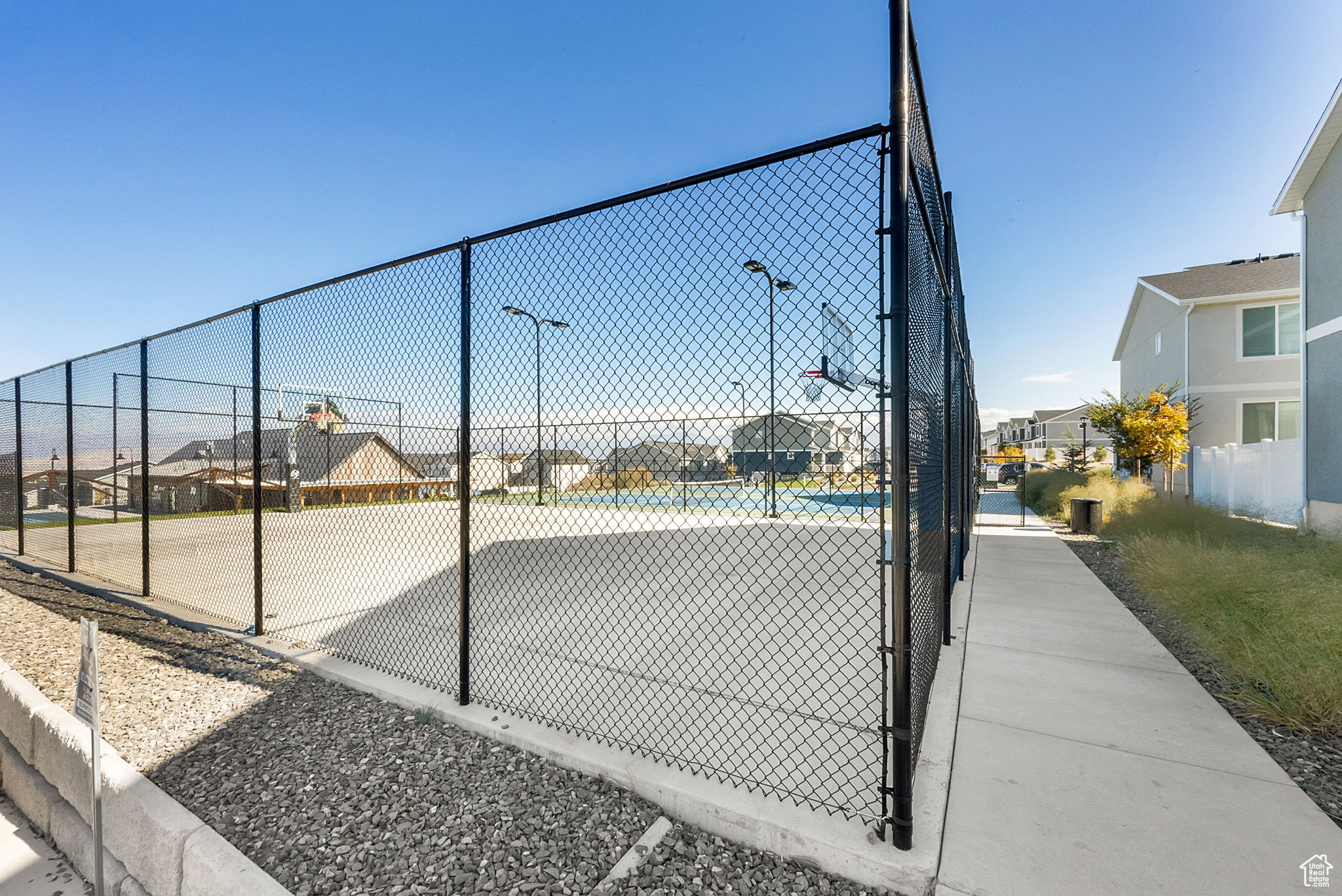 LITTLEVALLEYGATEWAY - Residential