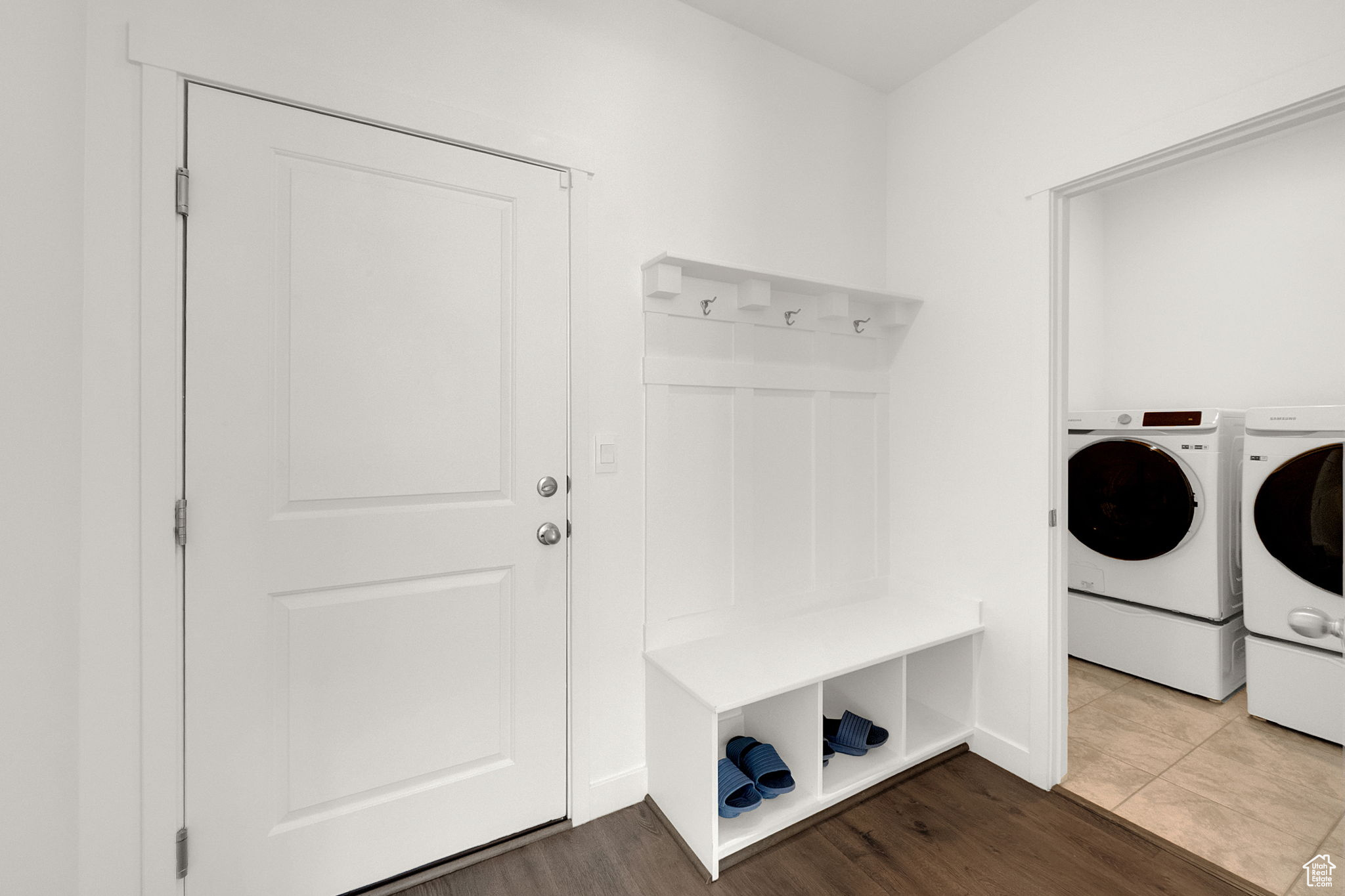 LITTLEVALLEYGATEWAY - Residential