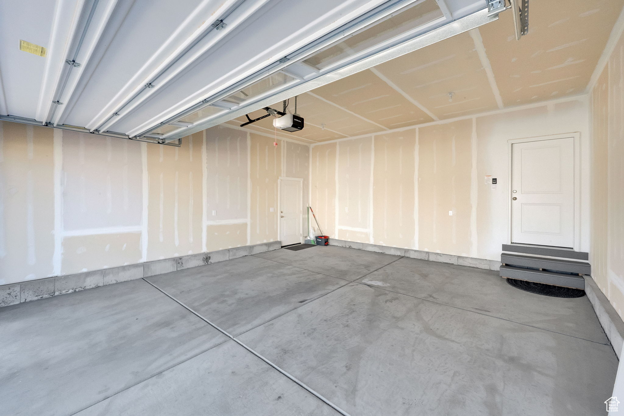 LITTLEVALLEYGATEWAY - Residential