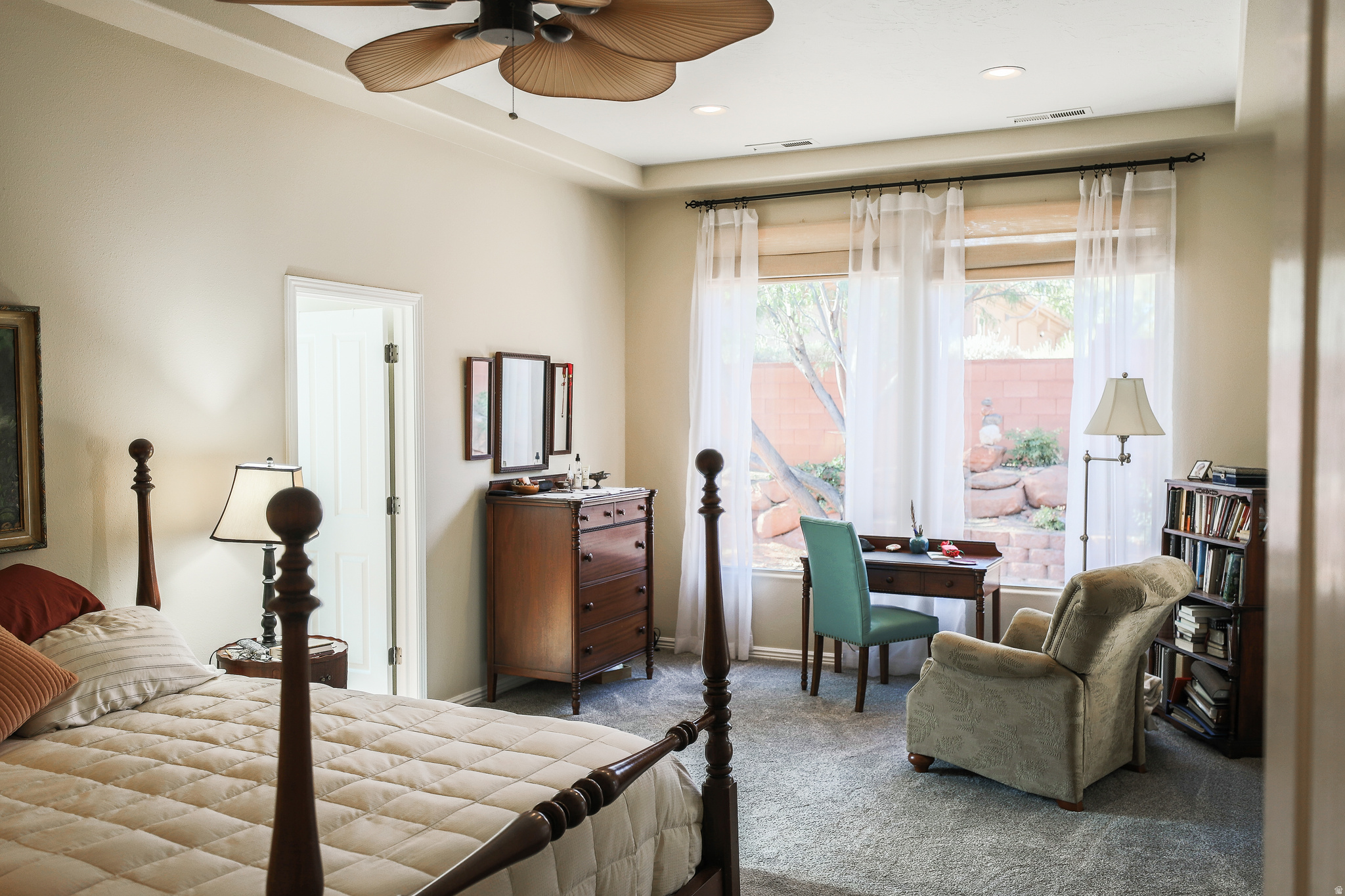 PARADISE CANYON 5 - Residential