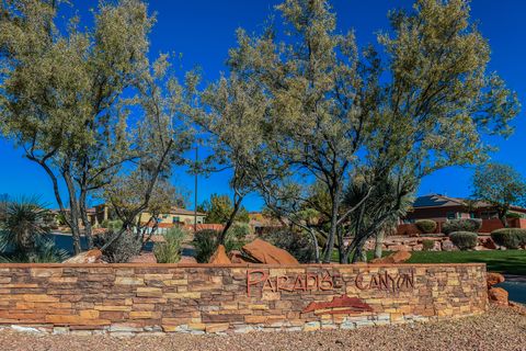 Tiny photo for 1613 N PRIMROSE DR, Saint George, UT 84770 (MLS # 2126574)