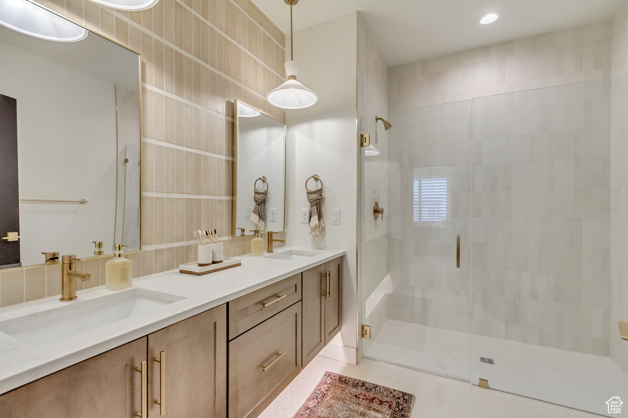 KIMBALL VILLAS - Residential