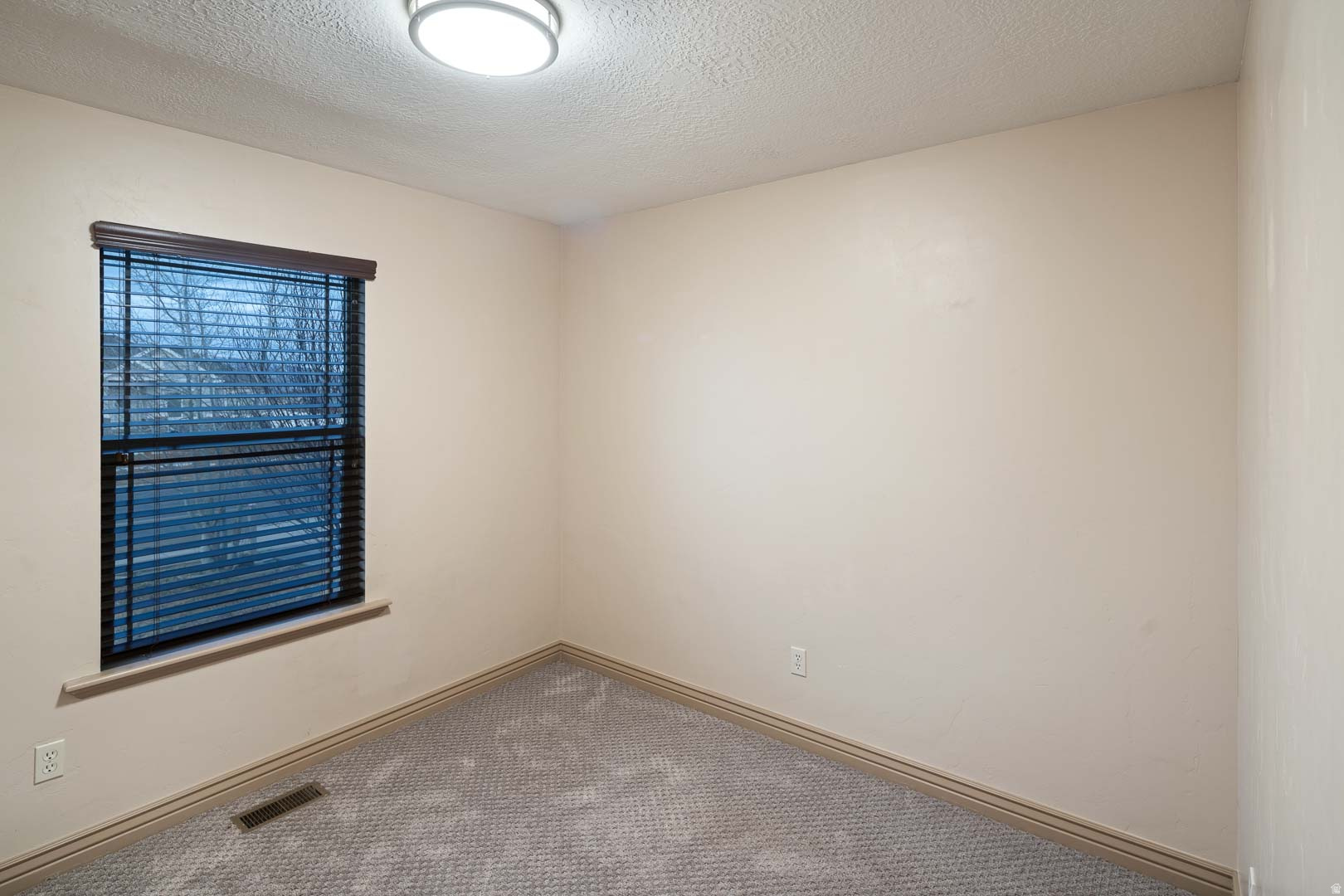 RANCH MEADOWS - Residential