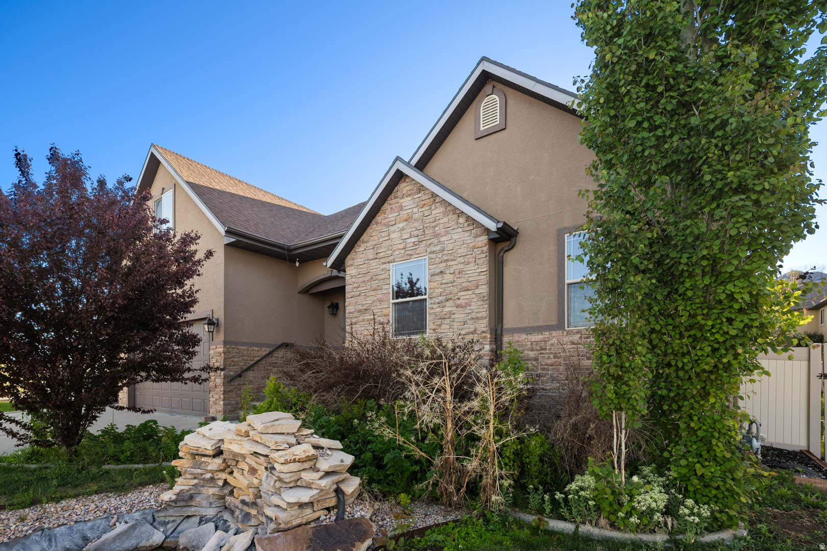 RANCH MEADOWS - Residential