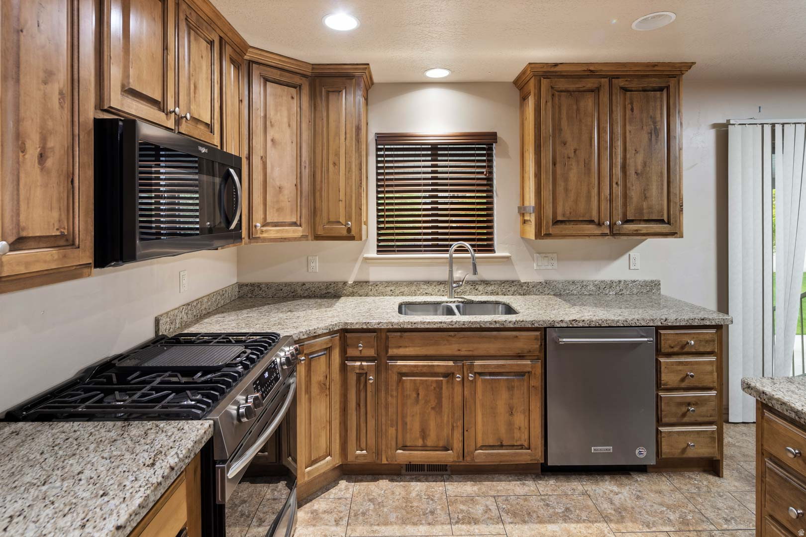 RANCH MEADOWS - Residential