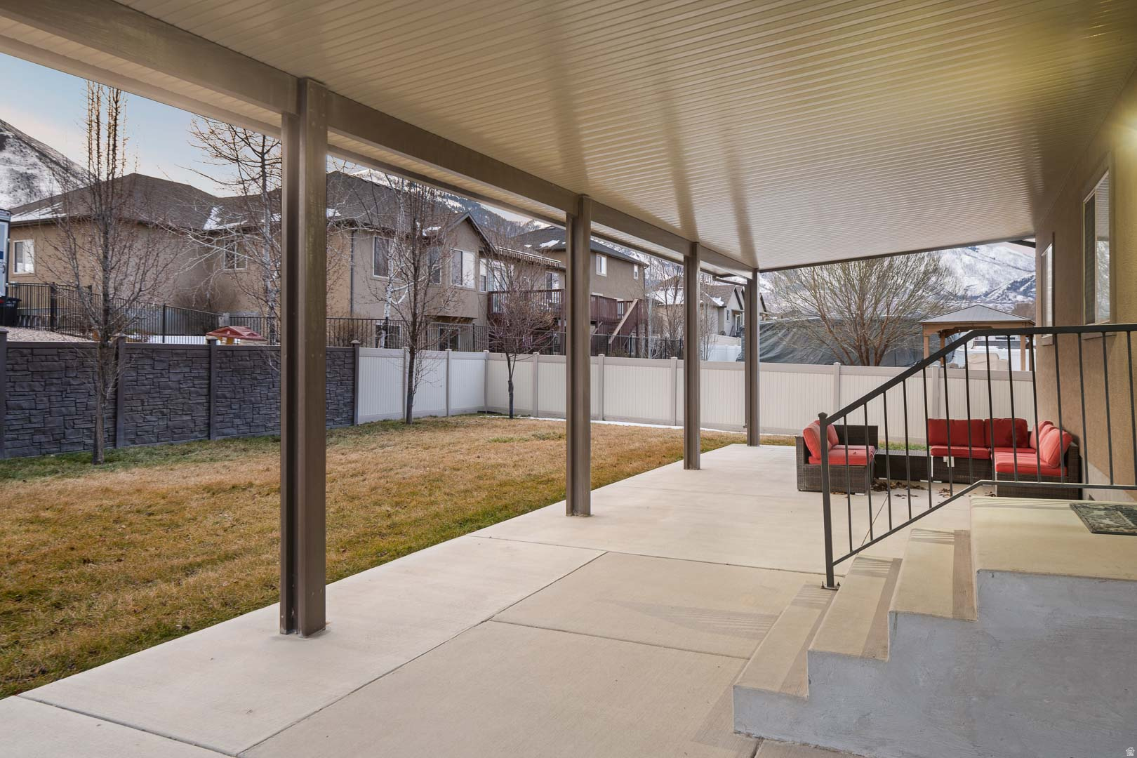 RANCH MEADOWS - Residential