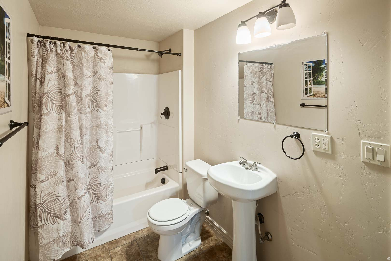 RANCH MEADOWS - Residential