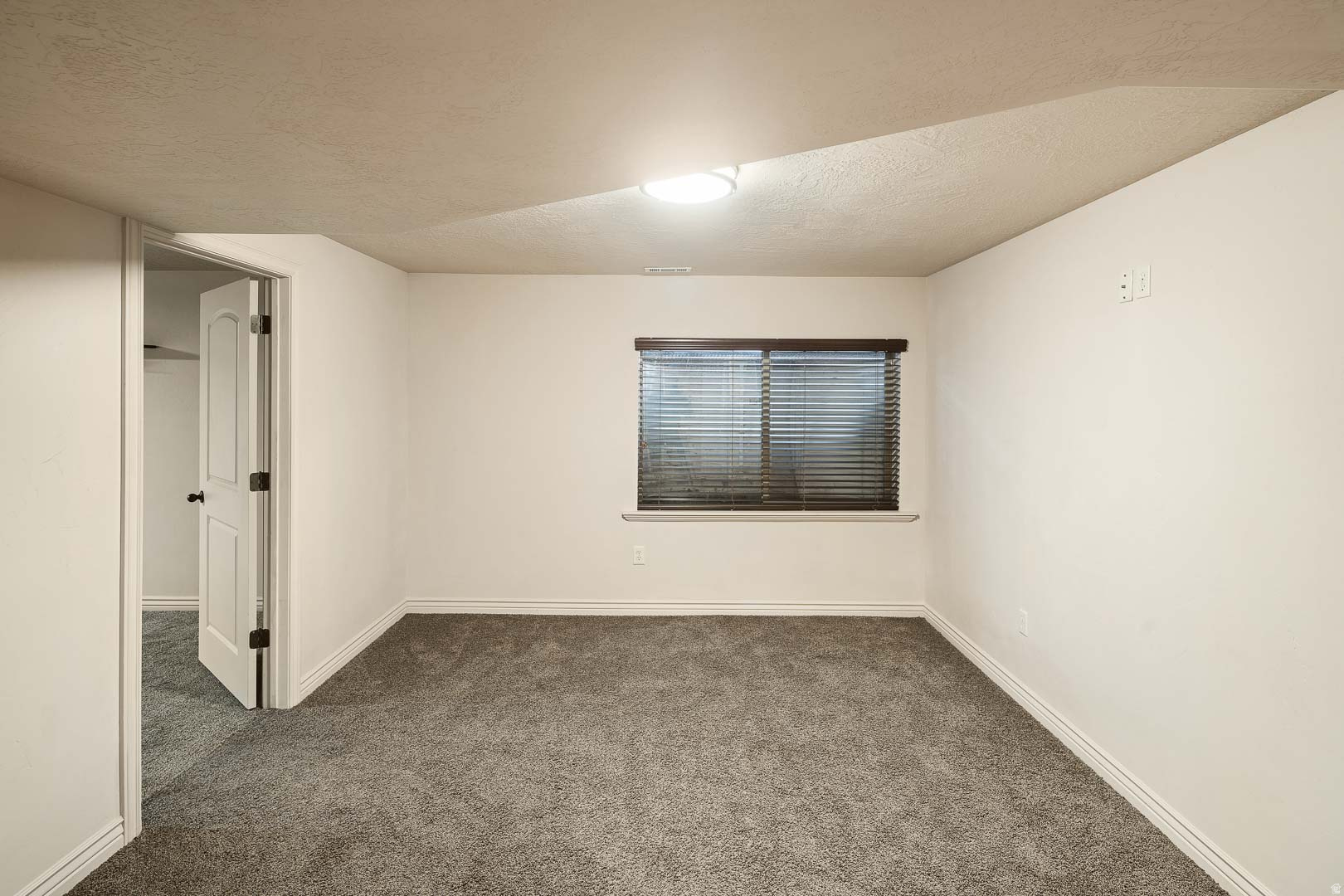 RANCH MEADOWS - Residential