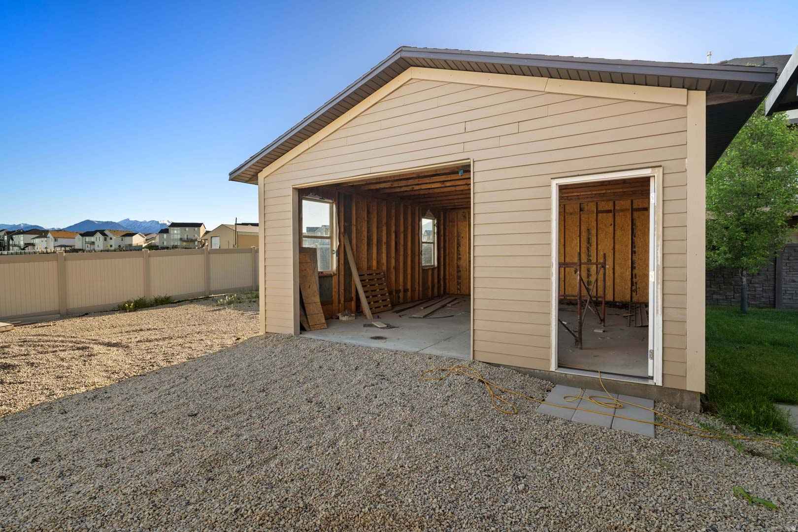 RANCH MEADOWS - Residential