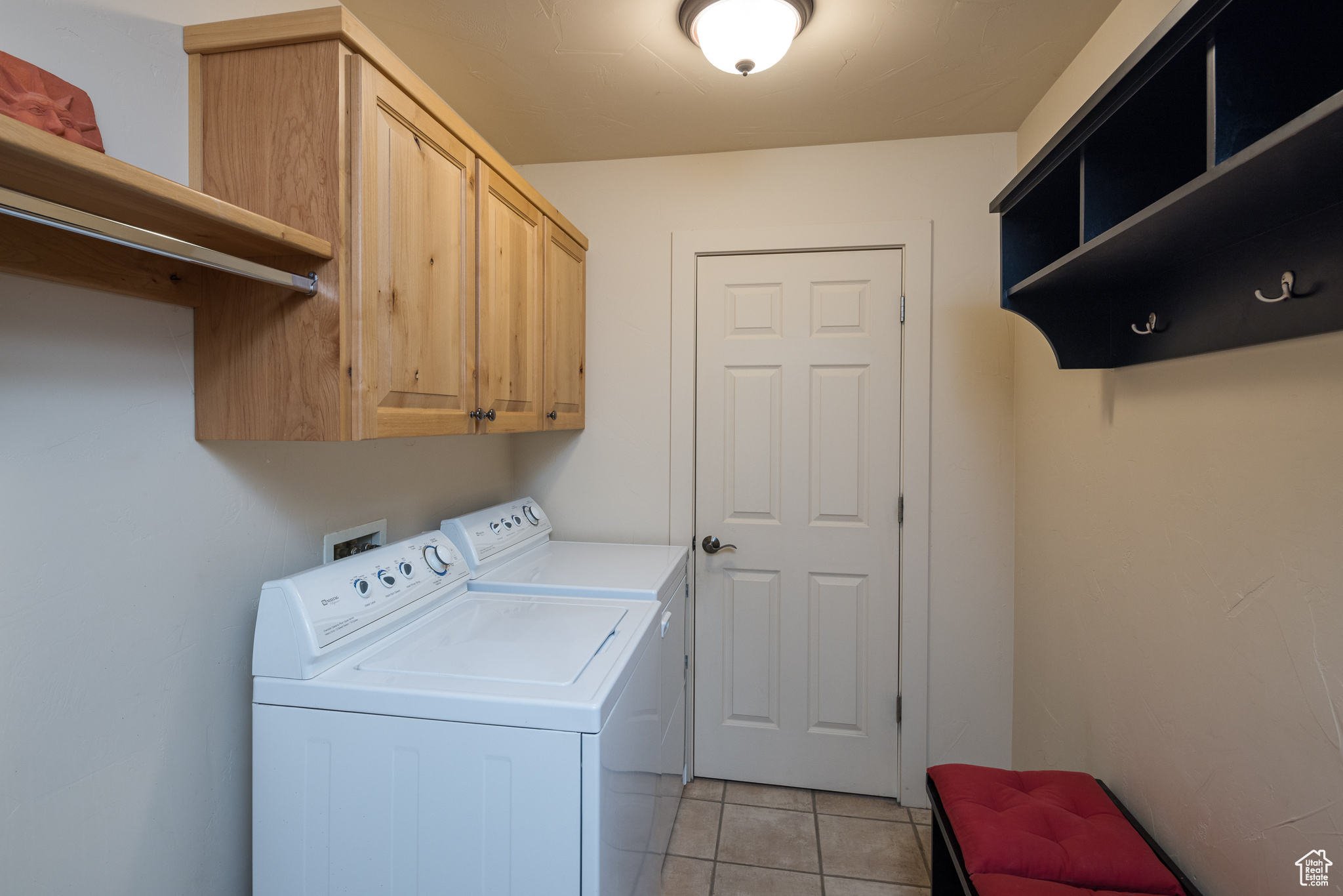 RIM VILLAGE TONWHOMES - Residential