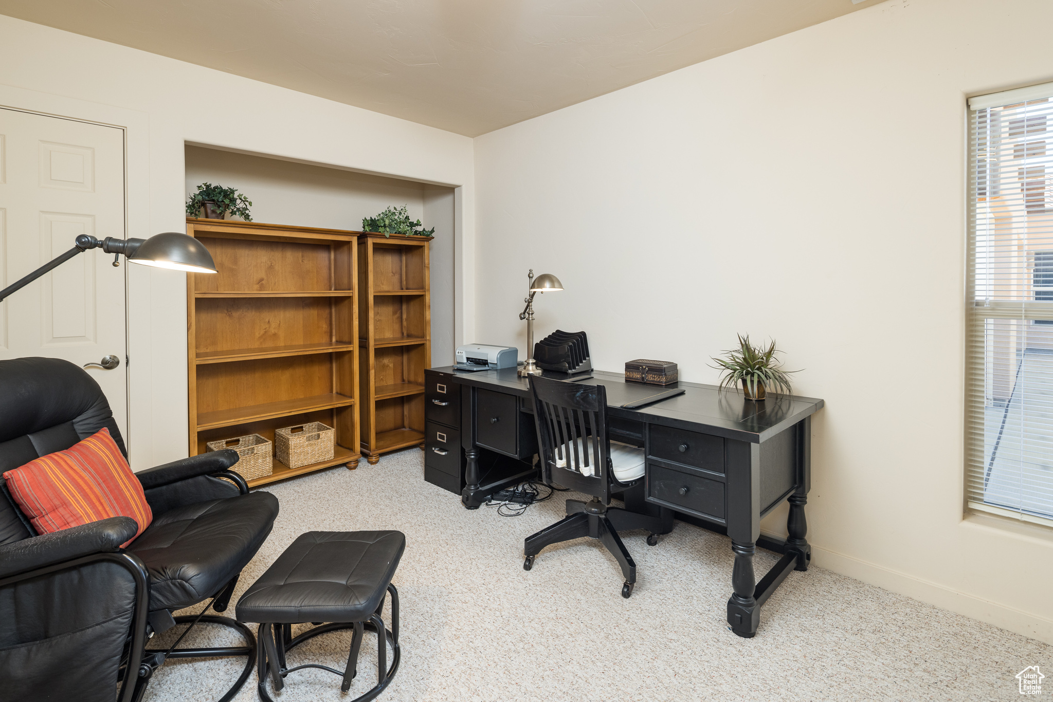 RIM VILLAGE TONWHOMES - Residential