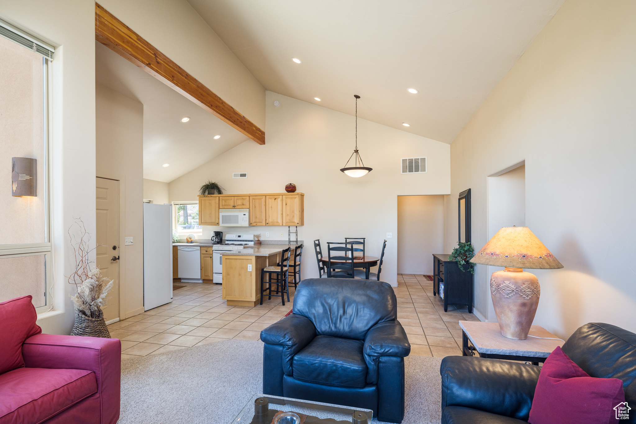 RIM VILLAGE TONWHOMES - Residential