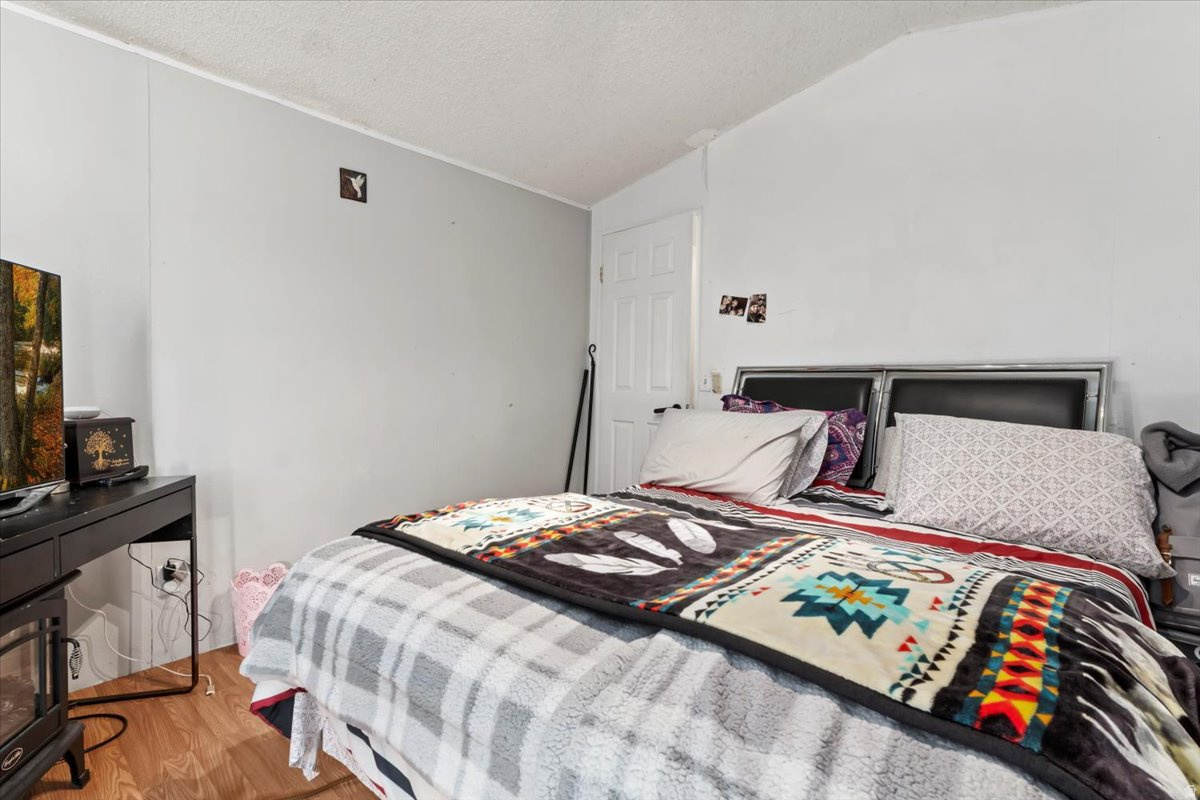 MOUNTAIN VIEW MOBILE HOME PARK - Residential