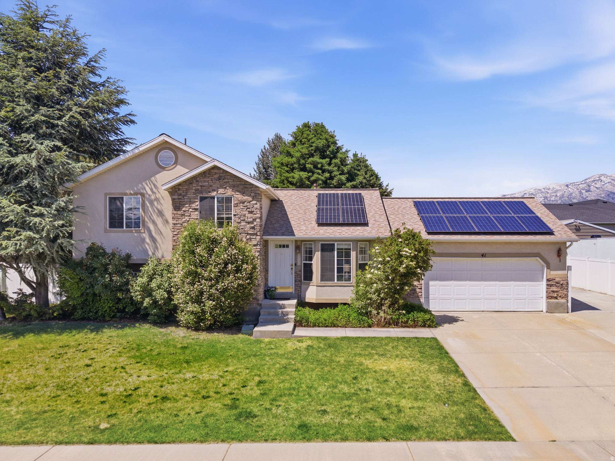 RIDGE - Residential