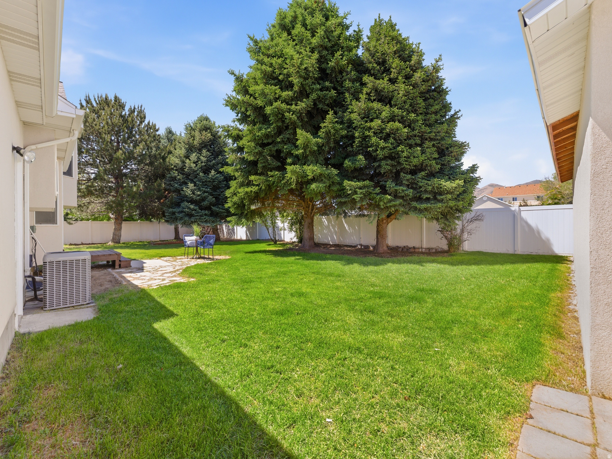RIDGE - Residential
