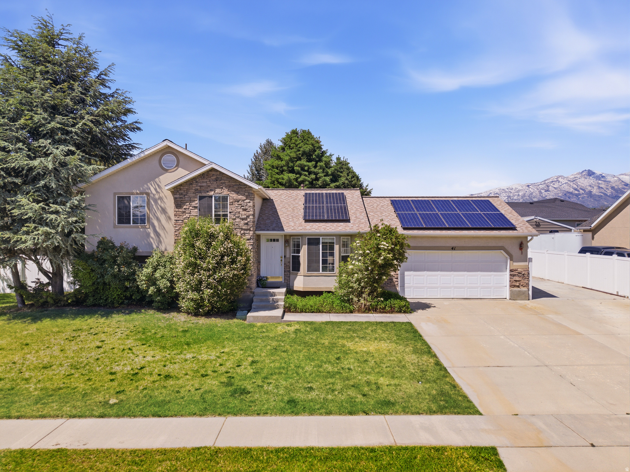RIDGE - Residential