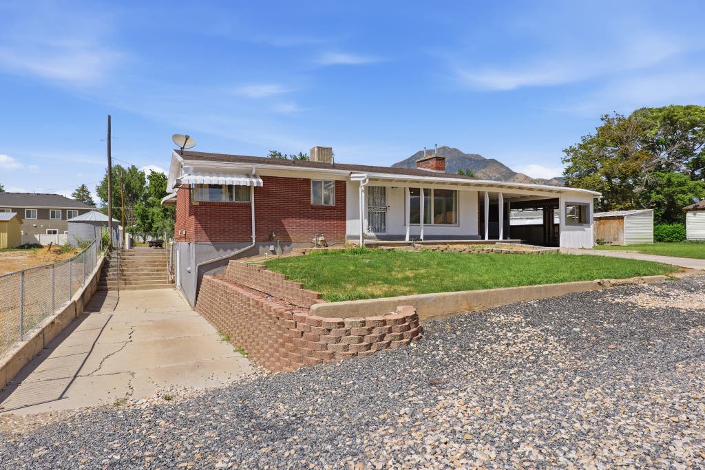 Photo of 55 E 400 N, Nephi, UT 84648 (MLS # 2174380)