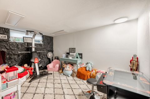 Tiny photo for 3043 N BANNOCK DR E, Provo, UT 84604 (MLS # 2147109)