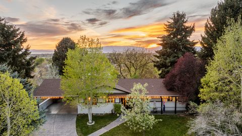 Tiny photo for 3043 N BANNOCK DR E, Provo, UT 84604 (MLS # 2147109)
