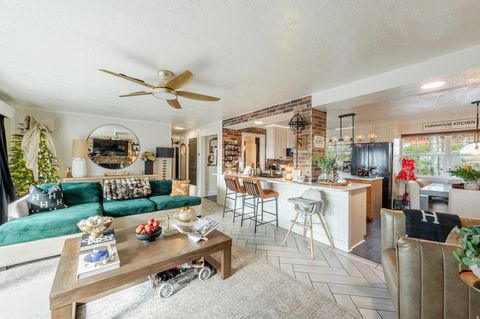 Tiny photo for 3043 N BANNOCK DR E, Provo, UT 84604 (MLS # 2147109)