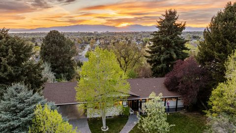 Tiny photo for 3043 N BANNOCK DR E, Provo, UT 84604 (MLS # 2147109)