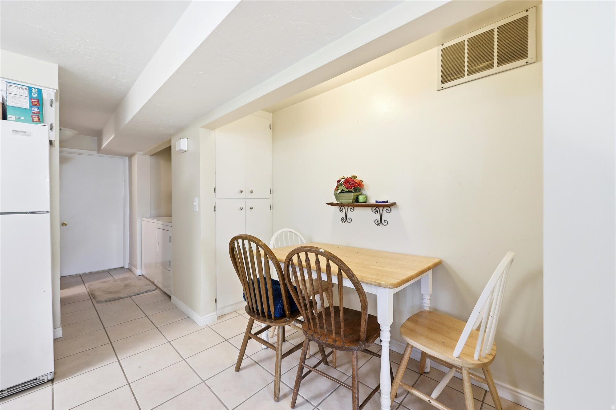 CHATTEL ESTATES - Residential