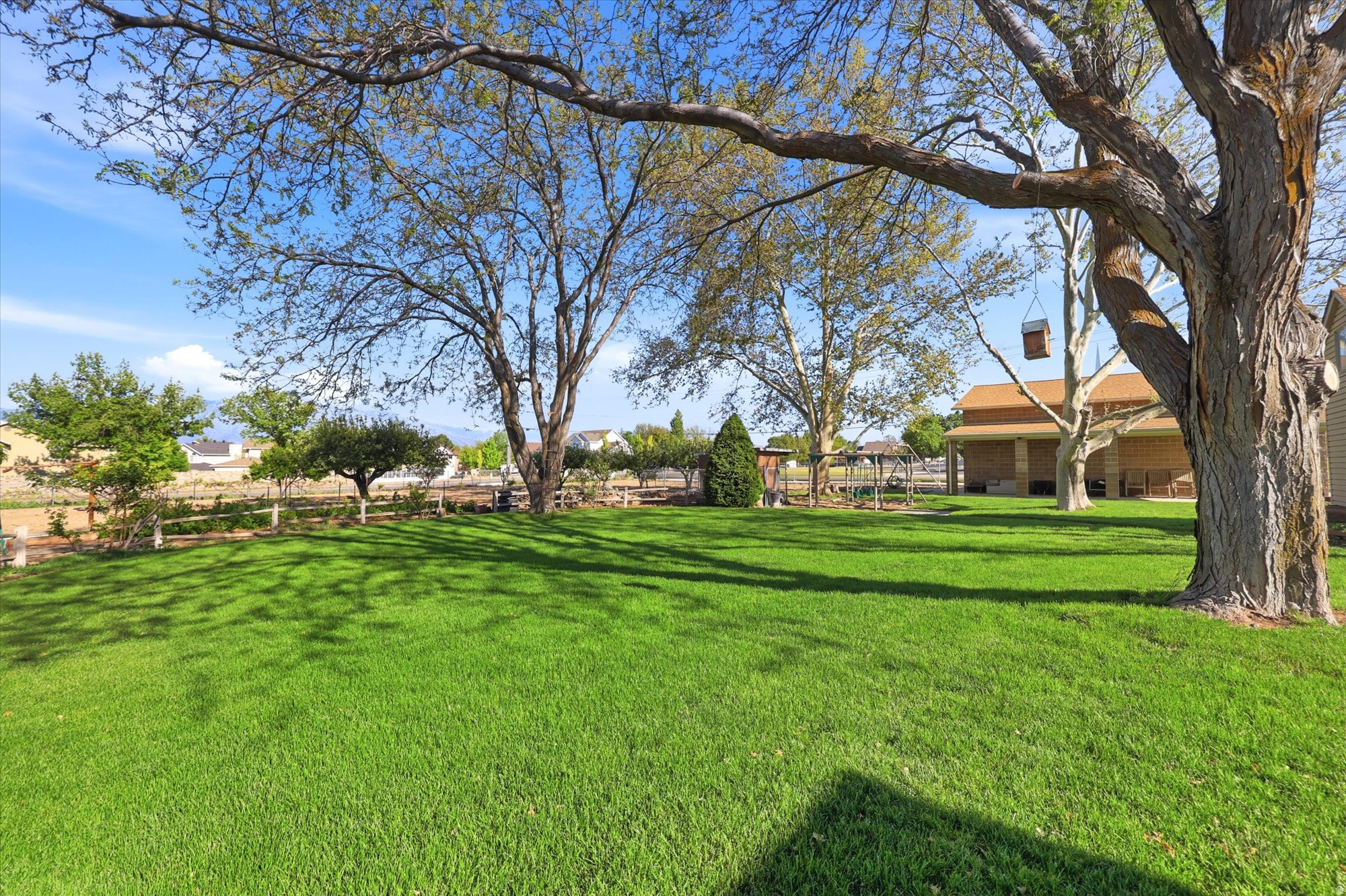 CHATTEL ESTATES - Residential