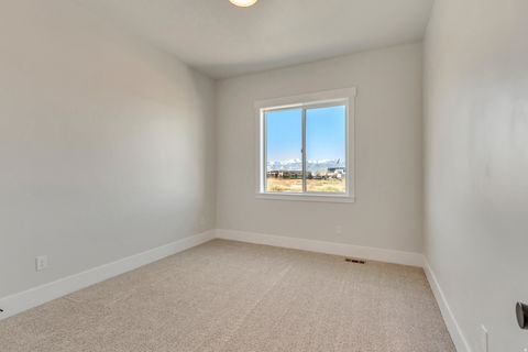 Tiny photo for 261 E CONCORD FARM LN #6, Draper, UT 84020 (MLS # 2127172)