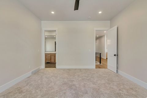 Tiny photo for 261 E CONCORD FARM LN #6, Draper, UT 84020 (MLS # 2127172)