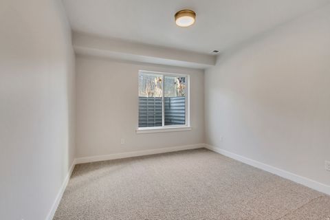 Tiny photo for 261 E CONCORD FARM LN #6, Draper, UT 84020 (MLS # 2127172)