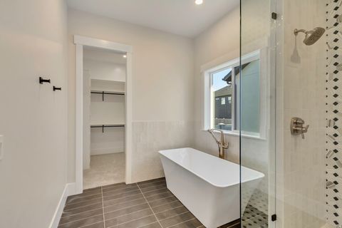 Tiny photo for 261 E CONCORD FARM LN #6, Draper, UT 84020 (MLS # 2127172)