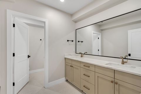 Tiny photo for 261 E CONCORD FARM LN #6, Draper, UT 84020 (MLS # 2127172)