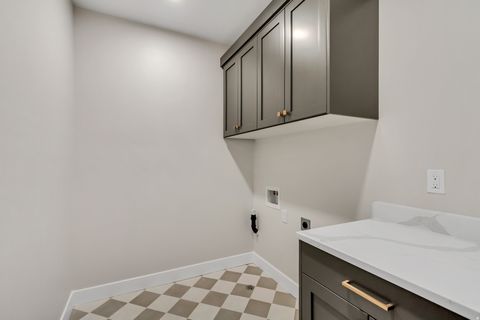 Tiny photo for 261 E CONCORD FARM LN #6, Draper, UT 84020 (MLS # 2127172)