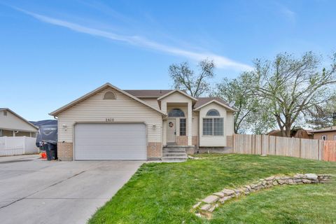 Photo of 2830 S ADAM HILL WAY, Magna, UT 84044 (MLS # 2153109)
