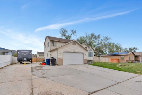 Tiny photo for 2830 S ADAM HILL WAY, Magna, UT 84044 (MLS # 2153109)