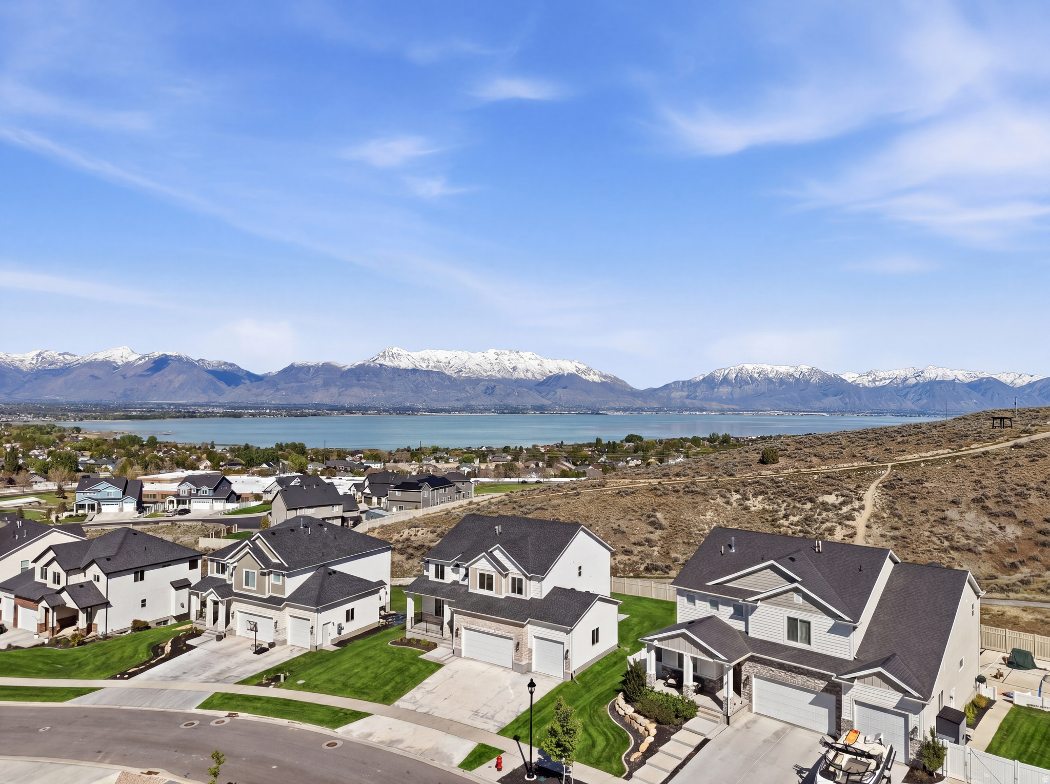 SARATOGA HILLS - Residential