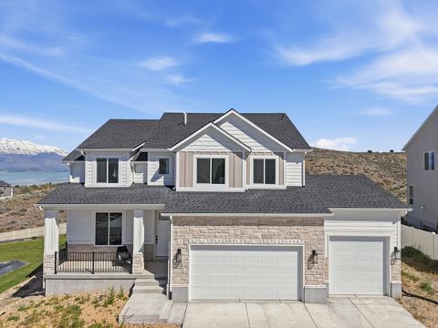 Photo of 1524 S LUKAS LN W, Saratoga Springs, UT 84045 (MLS # 2155469)