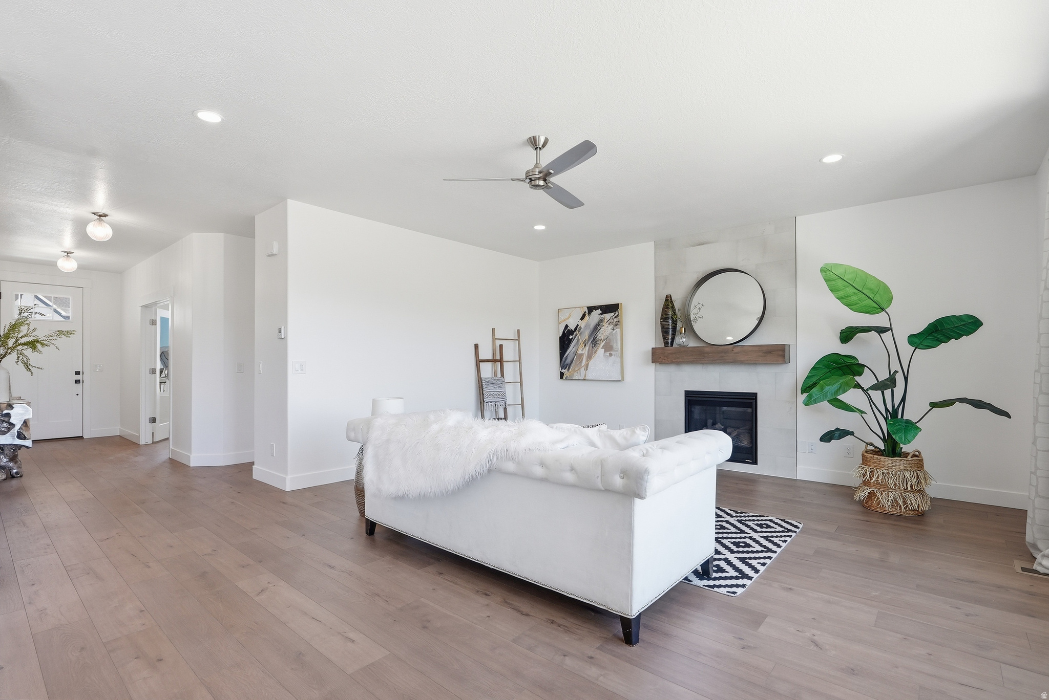 SARATOGA HILLS - Residential